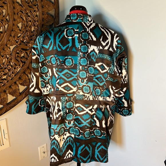 LOVIN MULTIPLES JACKET - Picture 2 of 2